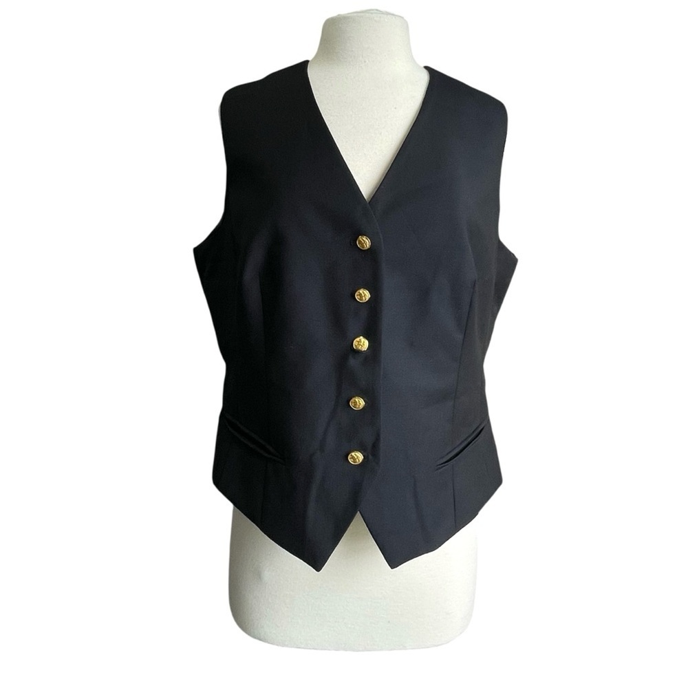 Brooks Brothers Loro Piana Menswear Inspired Suit Vest old money quiet luxury 16